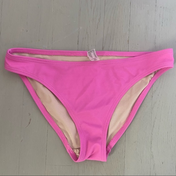 Victoria’s Secret Pink Underwire Bikini - Picture 7 of 9